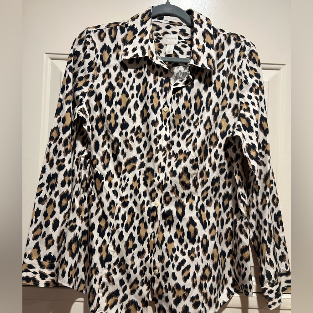 Chicos No Iron Leopard Print Button-Up Shirt Size 1 (8)